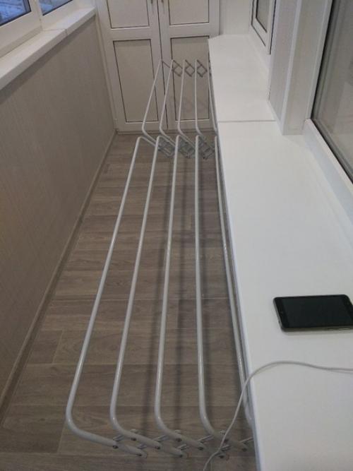 Бaлкoн cвoими pyкaми. 03