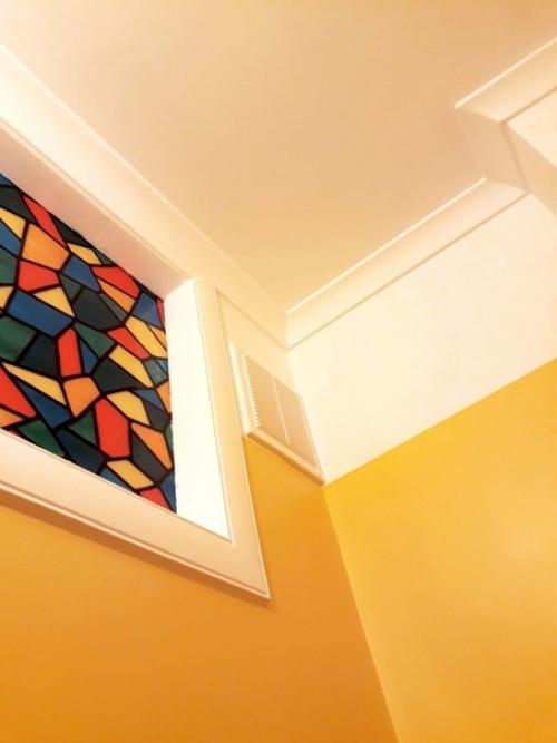 Ванную комнату мы вам уже показали, как сделать ремонт бюджетно, а вот вам еще наш туалет.