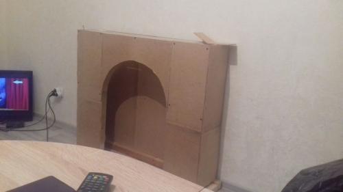 Жена декоративный картонный фальшкамин попросила. 01