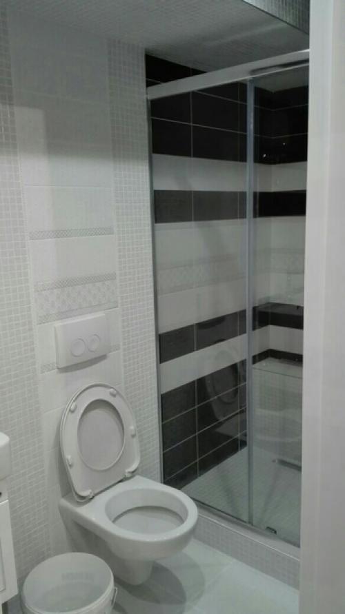 Сделали ремонт в санузле для мамы. 02