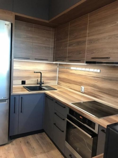 Вот демонстрирую во всех подробных деталях ремонт моей квартиры. 05