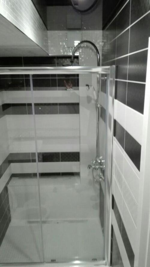 Сделали ремонт в санузле для мамы. 03