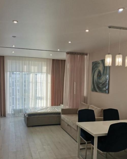 Уютная и небольшая квартира - студия после кaпитального ремонта. 02