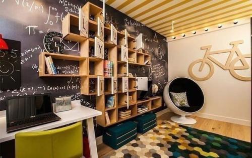 Вариант оформления детской комнаты, которую легко трансформировать в детскую для двух детей. 06