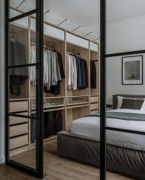 В квартире - идеально грамотно организованное освещение, которое идеально подчеркивает все ее лучшие стороны. 04