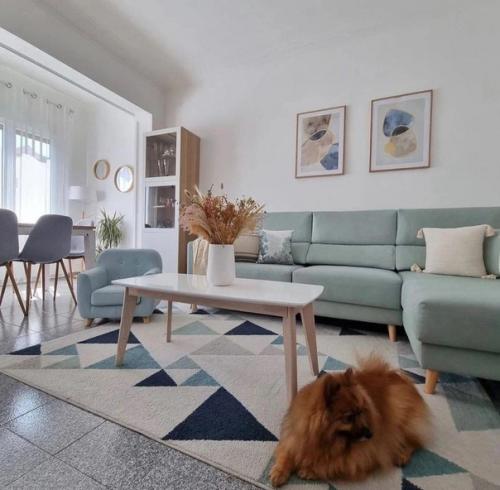 Дом, оформленный с такой любовью и заботой - это праздник для глаз. 02