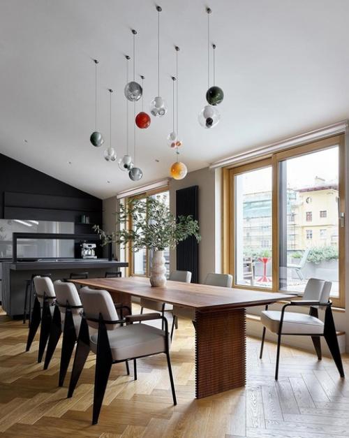 Простор, свет и уют - вот что первым делом приходит на ум, когда входишь в эту великолепную квартиру с большой террасой. 01