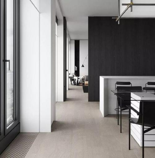 Квартира, о которой я собираюсь вам рассказать, впечатляет своим стильным и минималистичным дизайном. 06