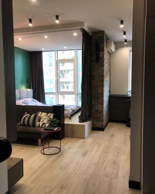 После проделанных работ в моей малогабаритной однушке стало намного уютнее и функциональнее. 07