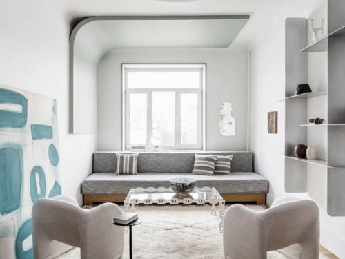 Дом весьма старый, аж 1945 года. 08