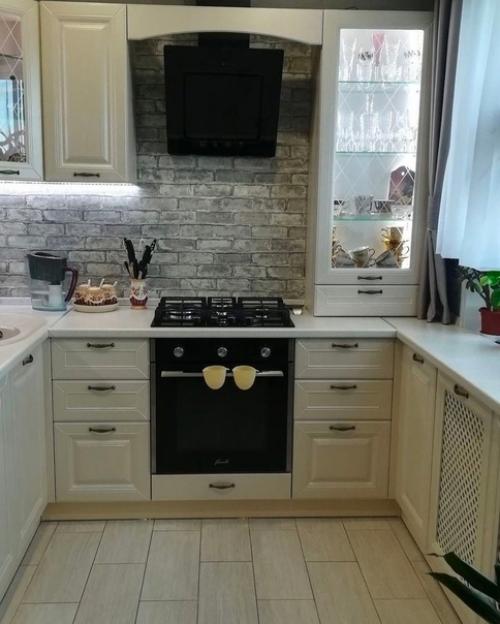 Ремонт на кухне очень милым и светлым получился. 02