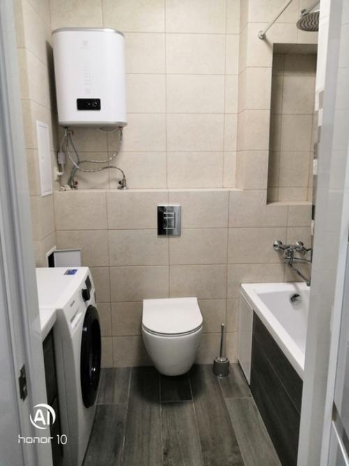 Только-только доделали ремонт.  