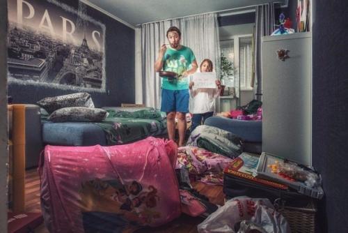 Это история о том, что случилось, когда жена уехала в командировку. 04