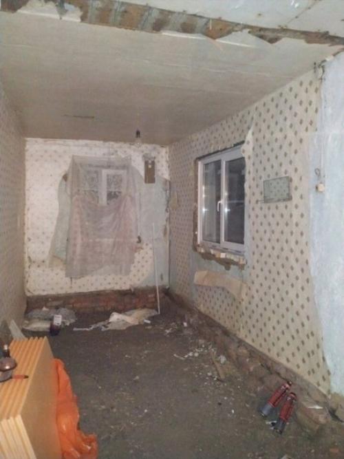 Вот в таком состоянии достался домик от дедушки с бабушкой. 01