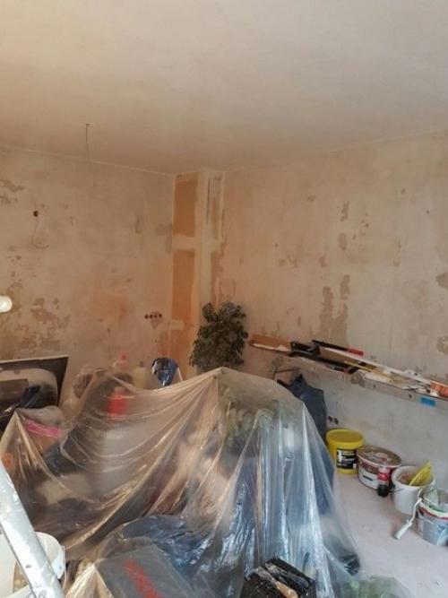 Решили объединить в нашей однушке кухню с гостинной, чтобы появилась дополнительная комната. 02