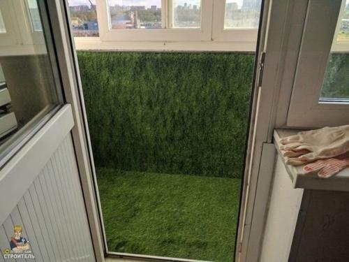 У меня есть небольшой балкон, всего 3 квадратных метра. 03