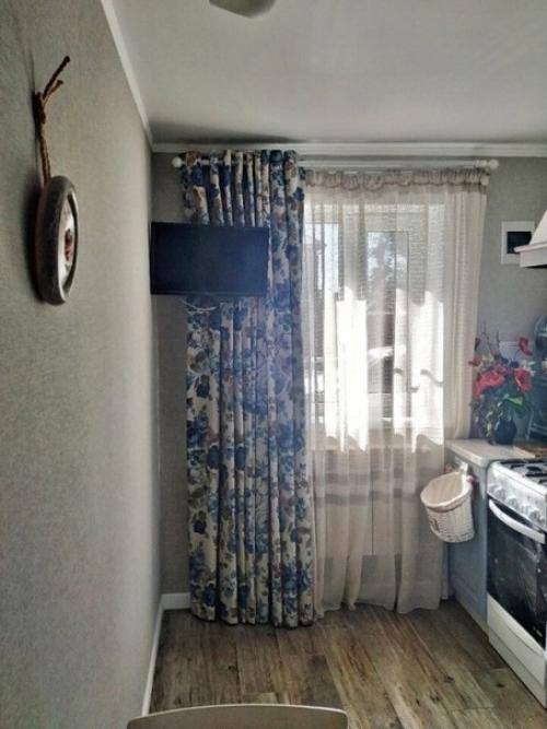 Вот в таком состоянии достался домик от дедушки с бабушкой. 04