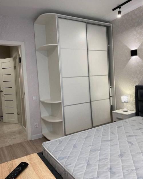 Отличное обновление однокомнатной квартиры для сдачи в аренду. 01