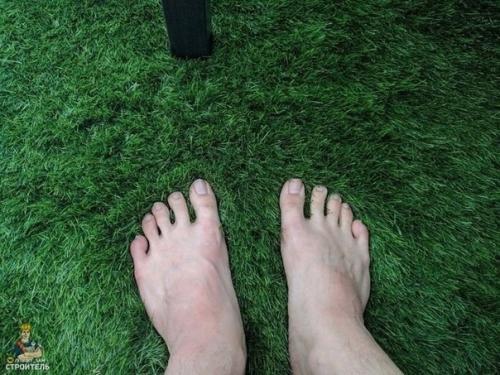 У меня есть небольшой балкон, всего 3 квадратных метра. 05