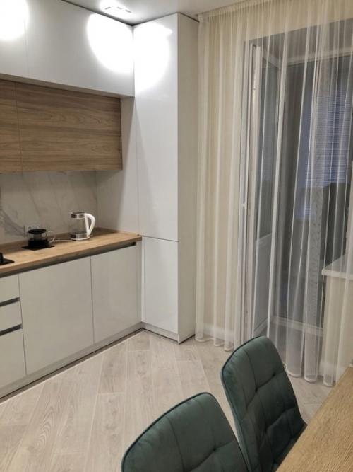 Покажу свою кухню и я. простенько и в тоже время современно.