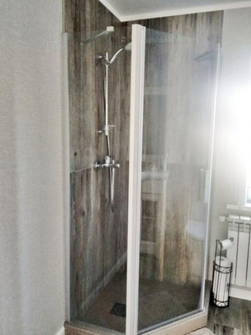 Вот в таком состоянии достался домик от дедушки с бабушкой. 05