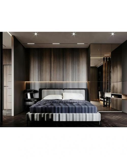 Еще одна большая студия, владельцы которой видимо переоборудовали несколько комнатную квартиру в нее убрав все двери и немного расширив проходы. 08