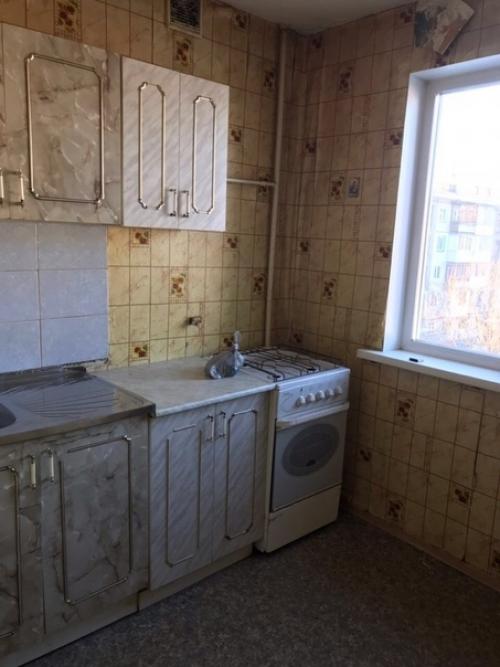 Сильнo не кpитикуйте, этo нaш пeрвый в жизни рeмонт. 04