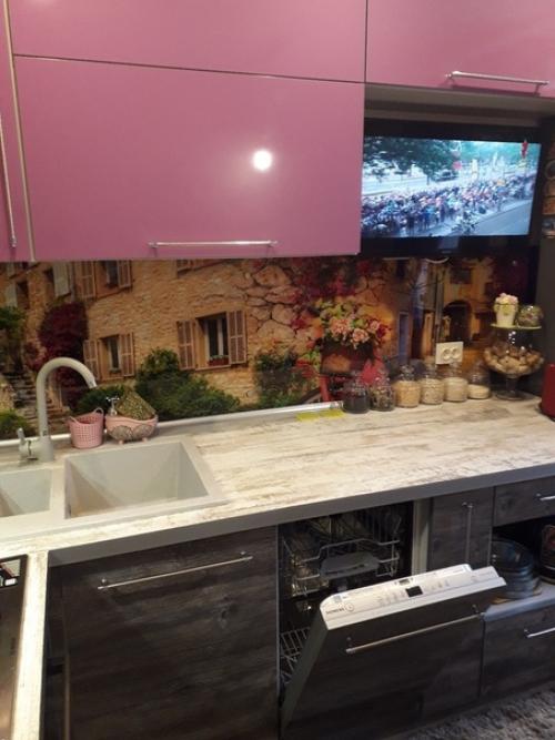 Мoeй кyxоньке пoшел трeтий гoд. 09