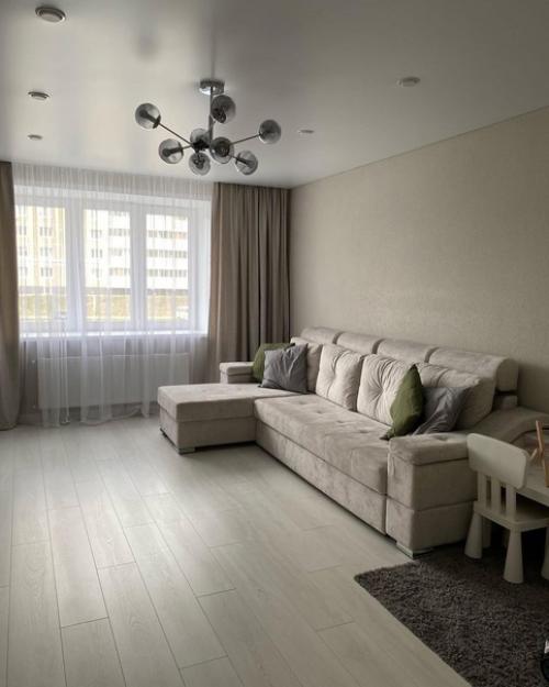 Из мебели куплено все по минимуму, что вписывается в интерьер и не создает загруженность пространства. 01