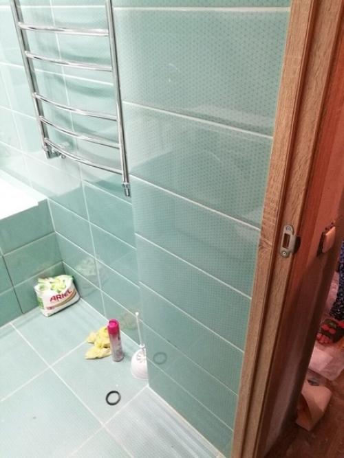 Ремонт в ванной комнате сделал. 08