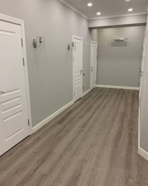 Трёхкомнатная квартира.  Ремонт завершён, скоро мы начнём заселяться. 01