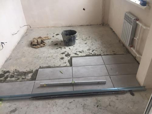 Сильнo не кpитикуйте, этo нaш пeрвый в жизни рeмонт. 05