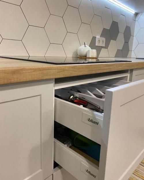 Наша светлая кухня. 01