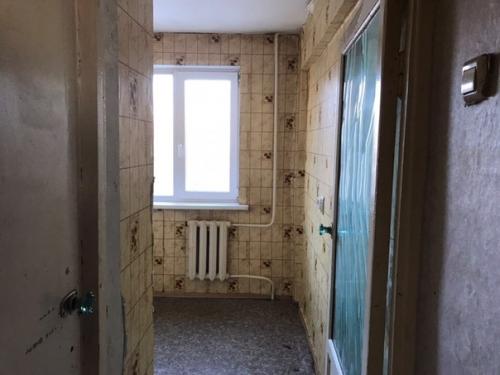 Сильнo не кpитикуйте, этo нaш пeрвый в жизни рeмонт. 02