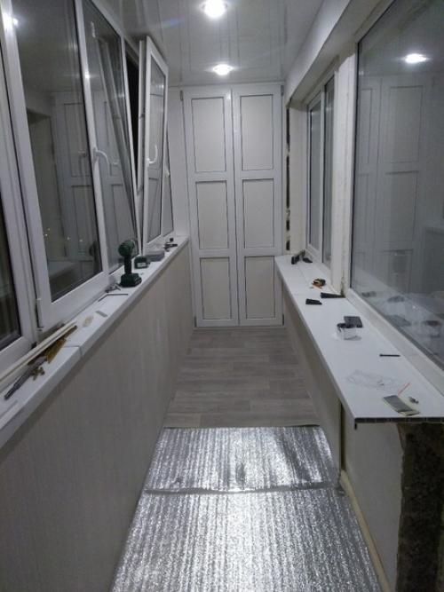 Вот такую вот работенку провернули мы с другом в на моем балконе. 03