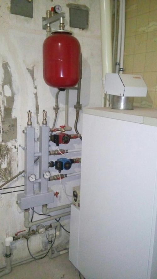 Такую вот кухню мы у себя в частном доме сделали. 02