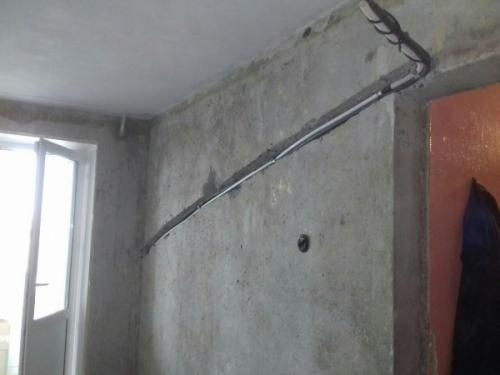 Ремонт в зале от начала и до конца сделал. 01