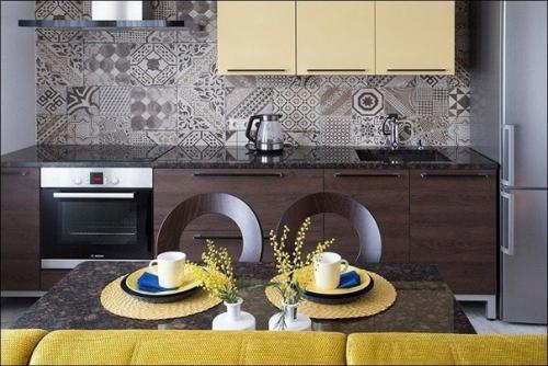 В течении трех месяцев делали ремонт в квартире мамы, решили что хватит ей жить в старье.