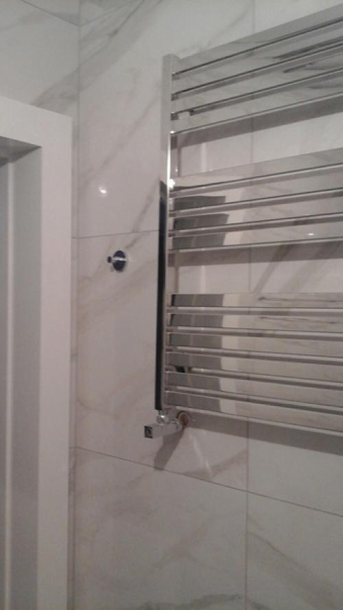 Почти что завершили ремонт, вот такой интерьер получился. 07