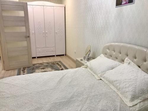 Наш ремонт.  В основном жена всё придумывала, я мастерил. 04