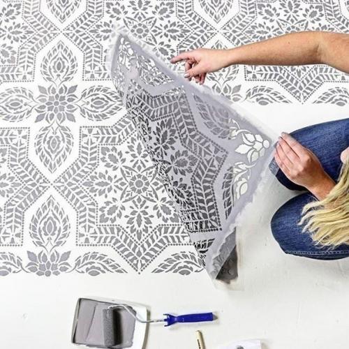 Внимание!  Только в том случае, если вам надоела ваша старая плитка, то ее необязательно менять, тем более процесс этот не из легких. 04