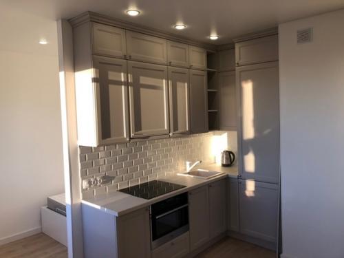 Вот моя ну очень маленькая студия, площадь всего 20 квадратных метров.