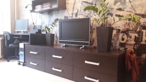 Хочу показать вам комнату нашего сына подростка.