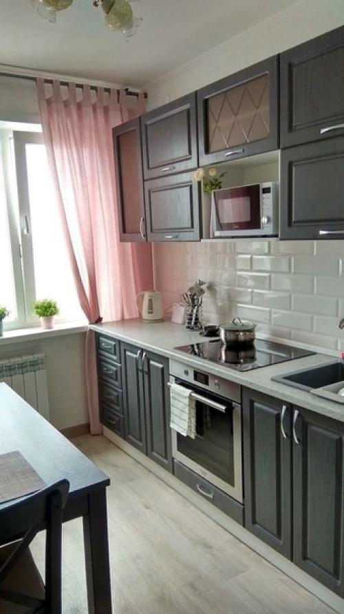 Привели кухню в современный вид.