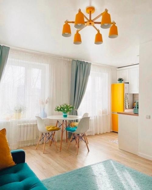 Вы только посмотрите, как же здесь стало светло из-за правильно подобранных цветов в интерьере! 03