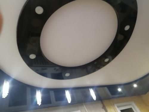 Хочу вам показать, какие потолки мы установили у себя в квартире. 08