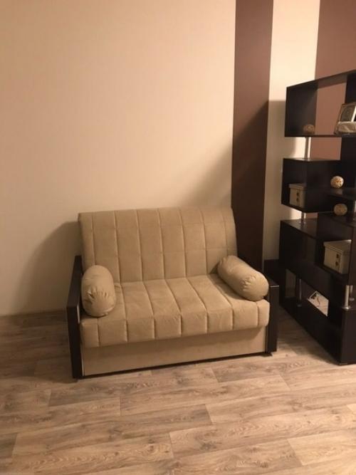 Вот такой ремонтик мы сделали у себя в студии, все компакто и в то же время уютно. 01