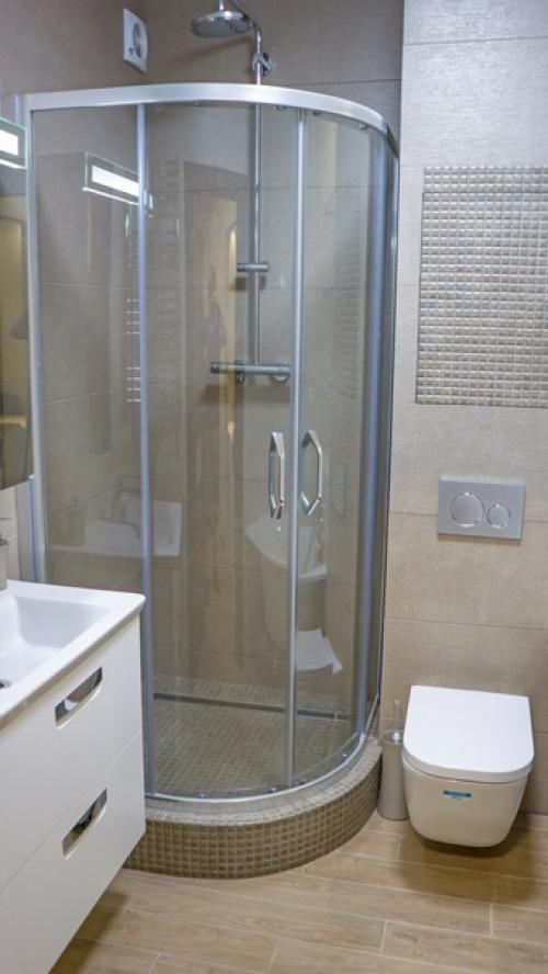 Отремонтировали ванную комнату. 01