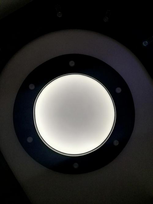 Хочу вам показать, какие потолки мы установили у себя в квартире. 07