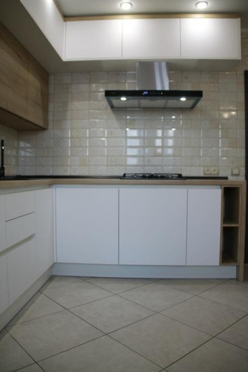 Кухня от нашего подписчика: работы было много, выполнялся ремонт по дизайн - проекту.